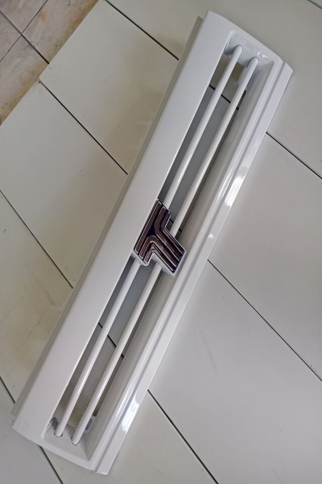 Tofaş Doğan Kartal Slx Şahin S Ön Panjur Yeni Model İki Çizgili Fı210 Beyaz Boyalı