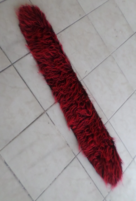 Renault 12 Uyumlu Torpido Örtüsü Peluş Kumaş Kırmızı Siyah