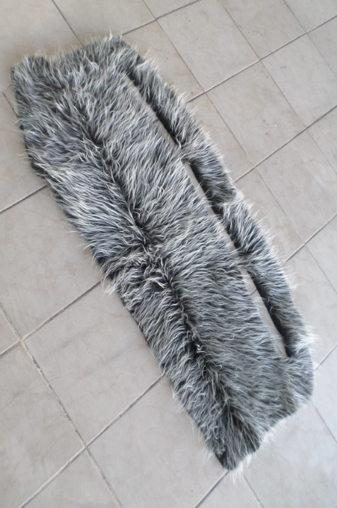 Ford Connect 2003-2014 Uyumlu Torpido Örtüsü Peluş Kumaş Siyah Gri