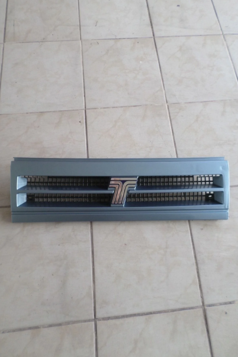 Tofaş Doğan Kartal Slx Şahin S Ön Panjur 3 Bacak,ortadan Çizgili Panjur Fı407 Meneviş Mavi Boyalı