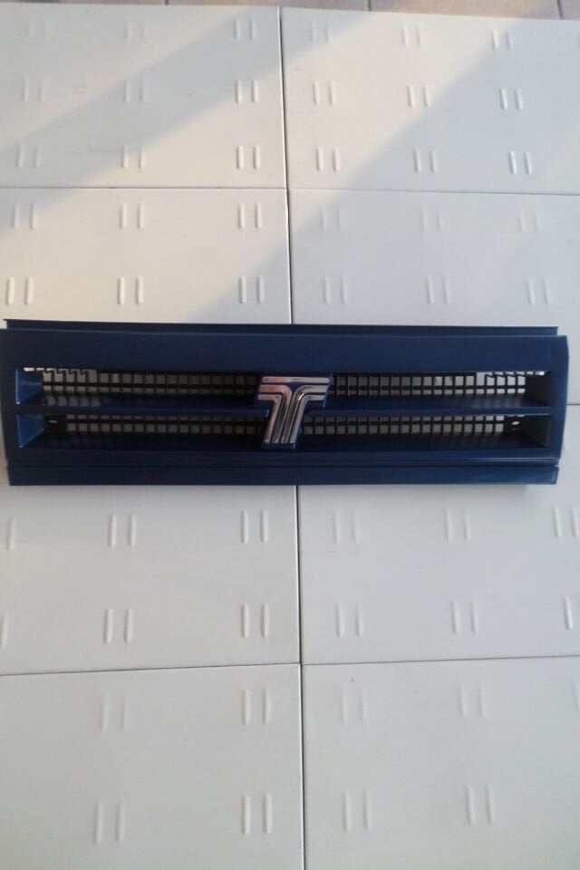 Tofaş Doğan Kartal Slx Şahin S Ön Panjur 3 Bacak,ortadan Çizgili Panjur T011 Lacivert Boyalı